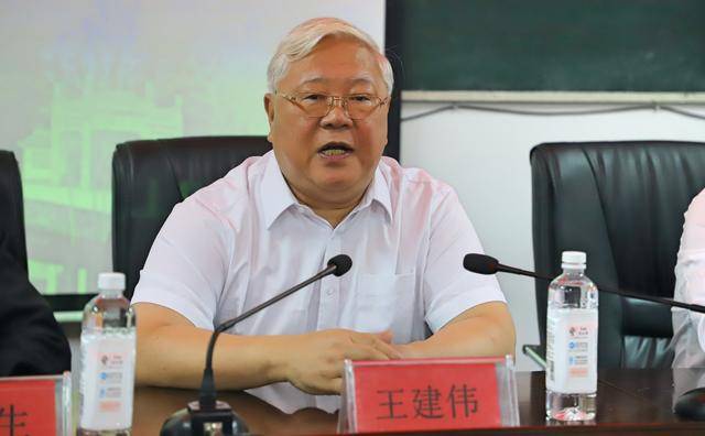 情系求学路 爱心新征程