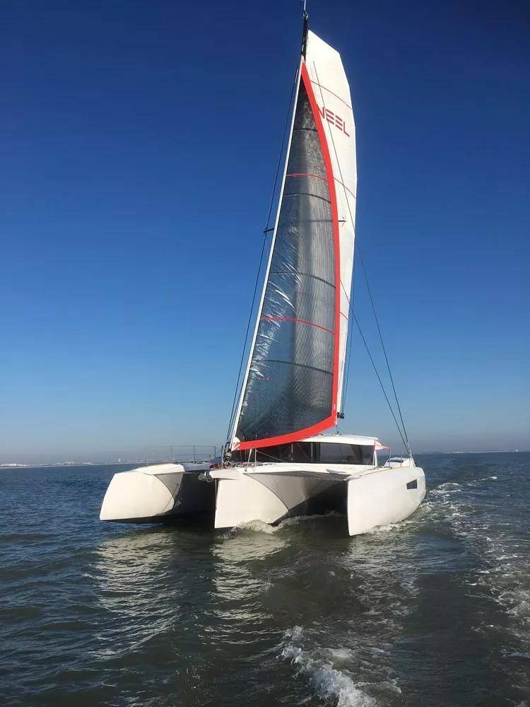 neel47三体深海巡航帆船震撼的客舱270景观视觉