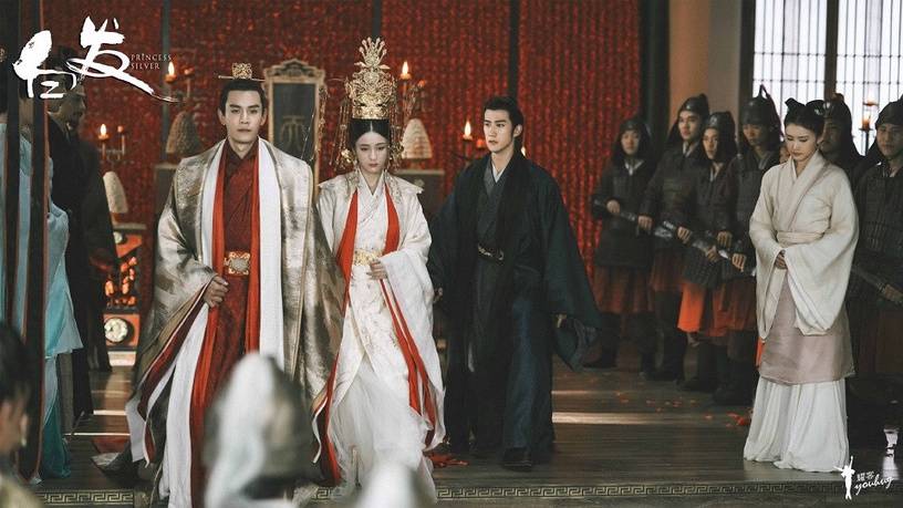 盘点10个古装剧白色嫁衣传闻中的陈芊芊赵露思好甜枕上书杨幂超美