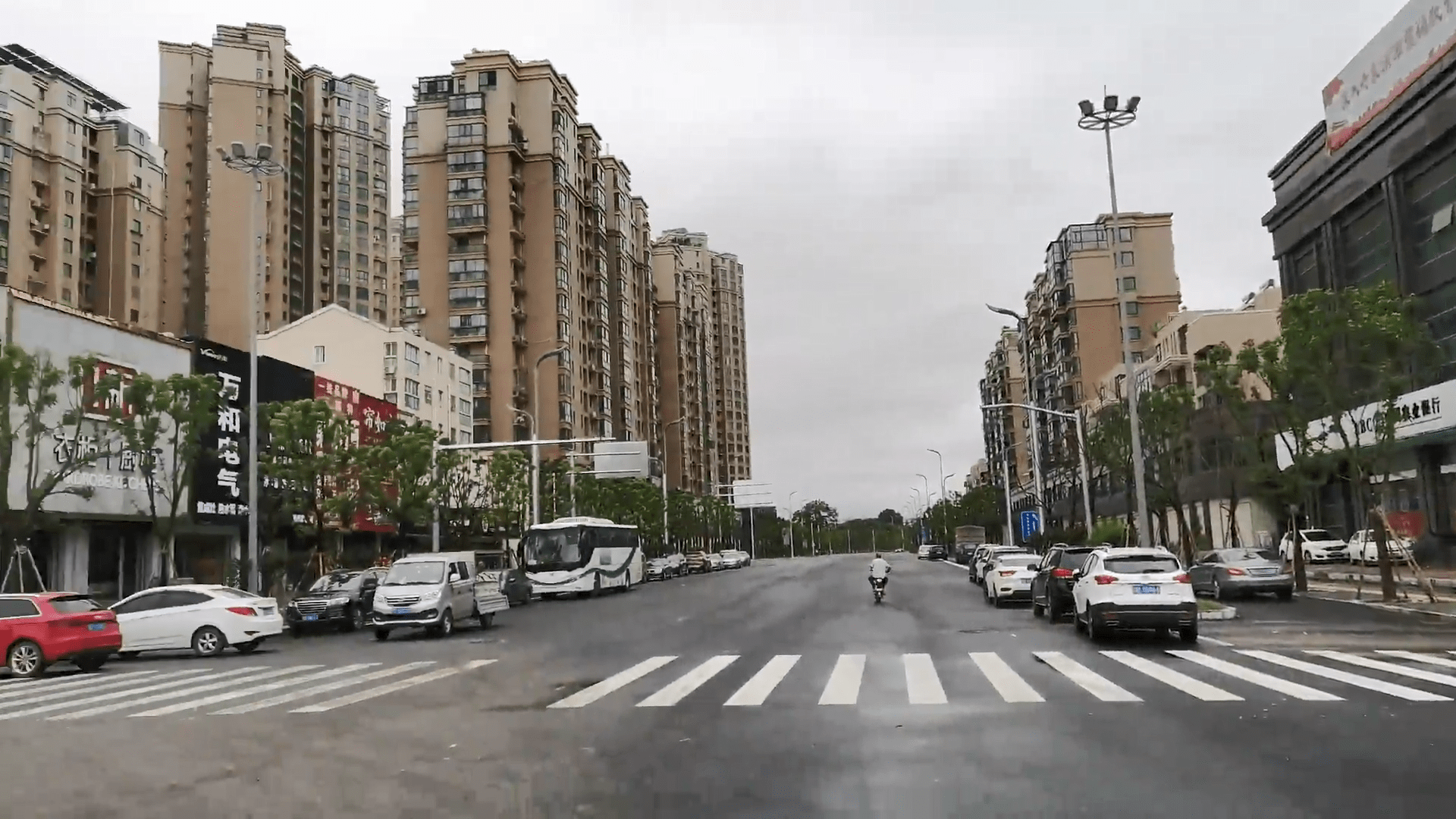 荆州沿江大道图片