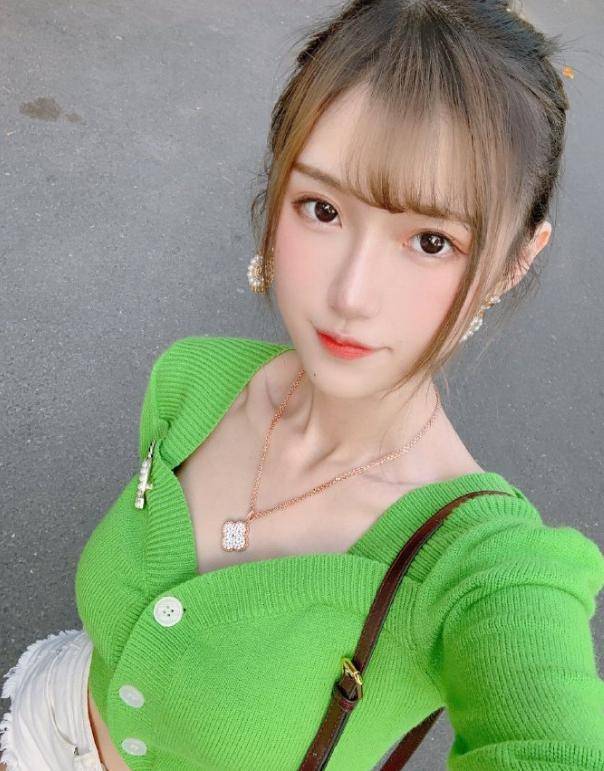 也让网友们猜了好久,最后终于有网友道出玄机,腐团儿原来指的是日期