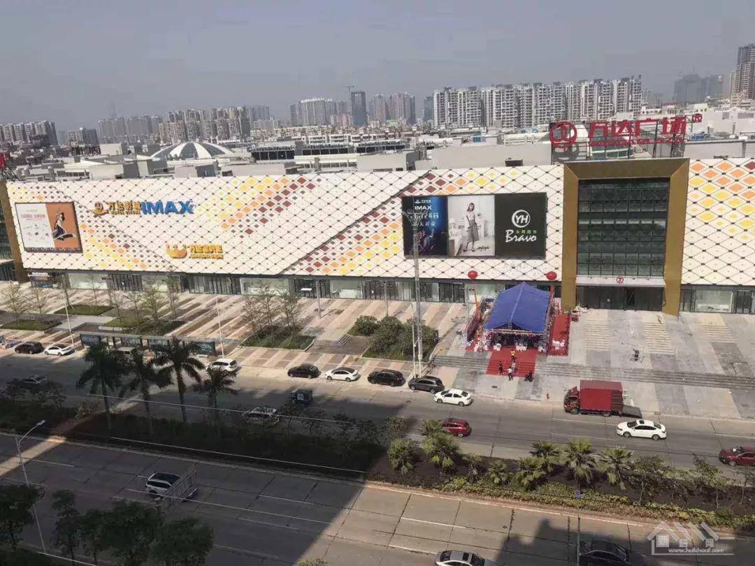 自有时尚商业步行街,短途车程即达澳头沃尔玛,灿邦新天地,万达广场