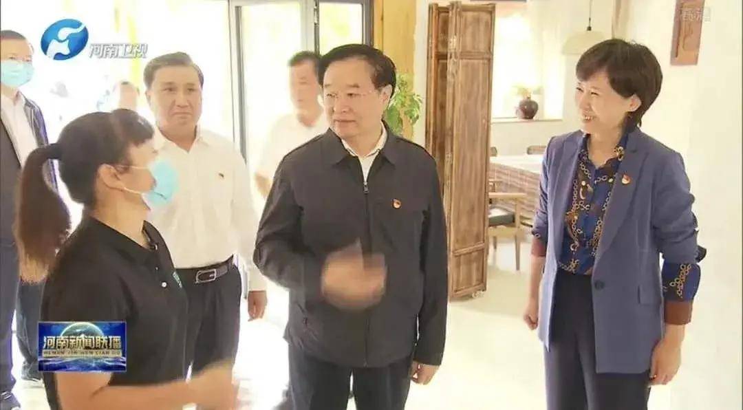 活动当天,省委书记王国生与开封市委书记侯红一行参观了鸥鱼思嘉民宿