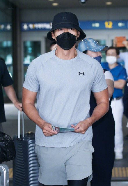 宋承宪和玄彬,同和宋慧乔搭档过,谁才是你心目中的韩剧男神