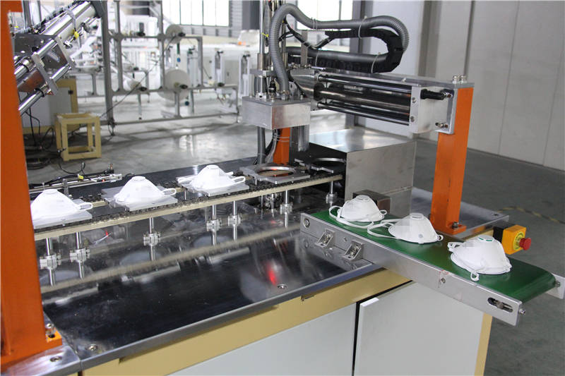 全自动杯型口罩机生产工序下