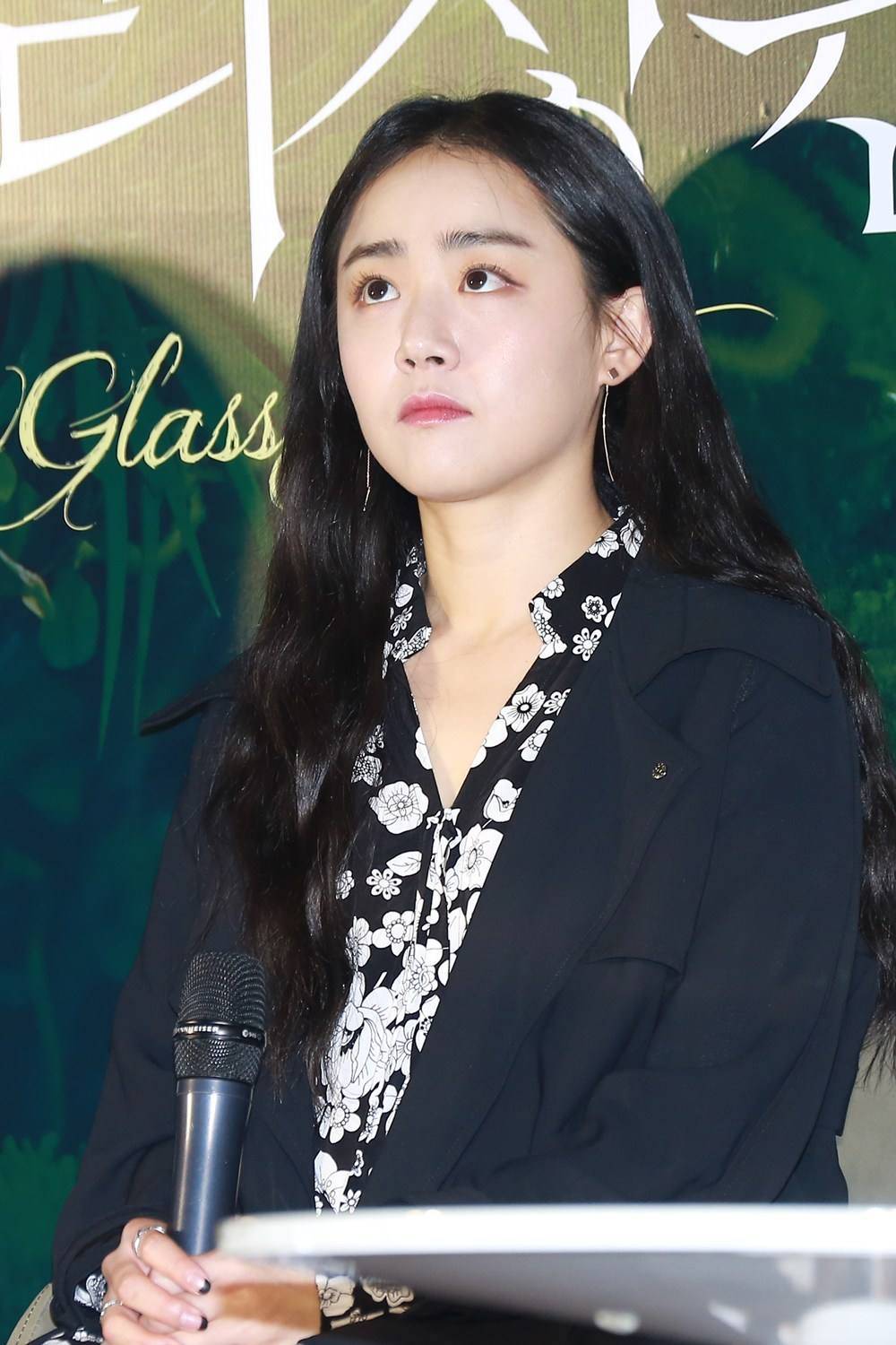 最惨童星文瑾莹:13岁火遍全亚洲,因渣男抛弃疾病缠身