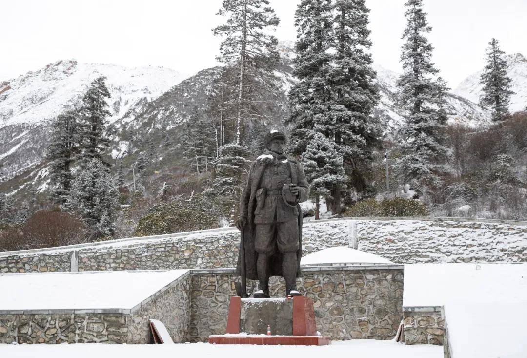 新华社记者 江宏景 摄他是张自忠,马振华,戴安澜他是焦裕禄,杨善洲