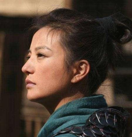 古代女扮男装的年轻女子,可能还真看不出来_花木兰