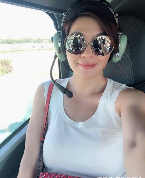 奥运冠军庄泳近况,选择回国捞金,如今46岁仍保持魔鬼身材