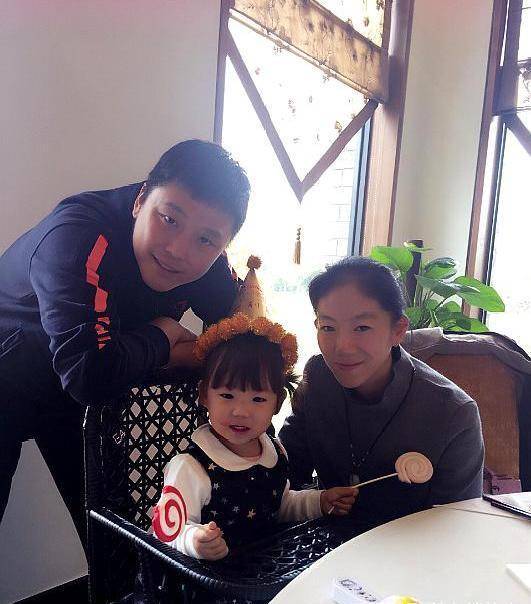 牛剑锋近况生活幸福家庭美满成立俱乐部为国乒培养人才