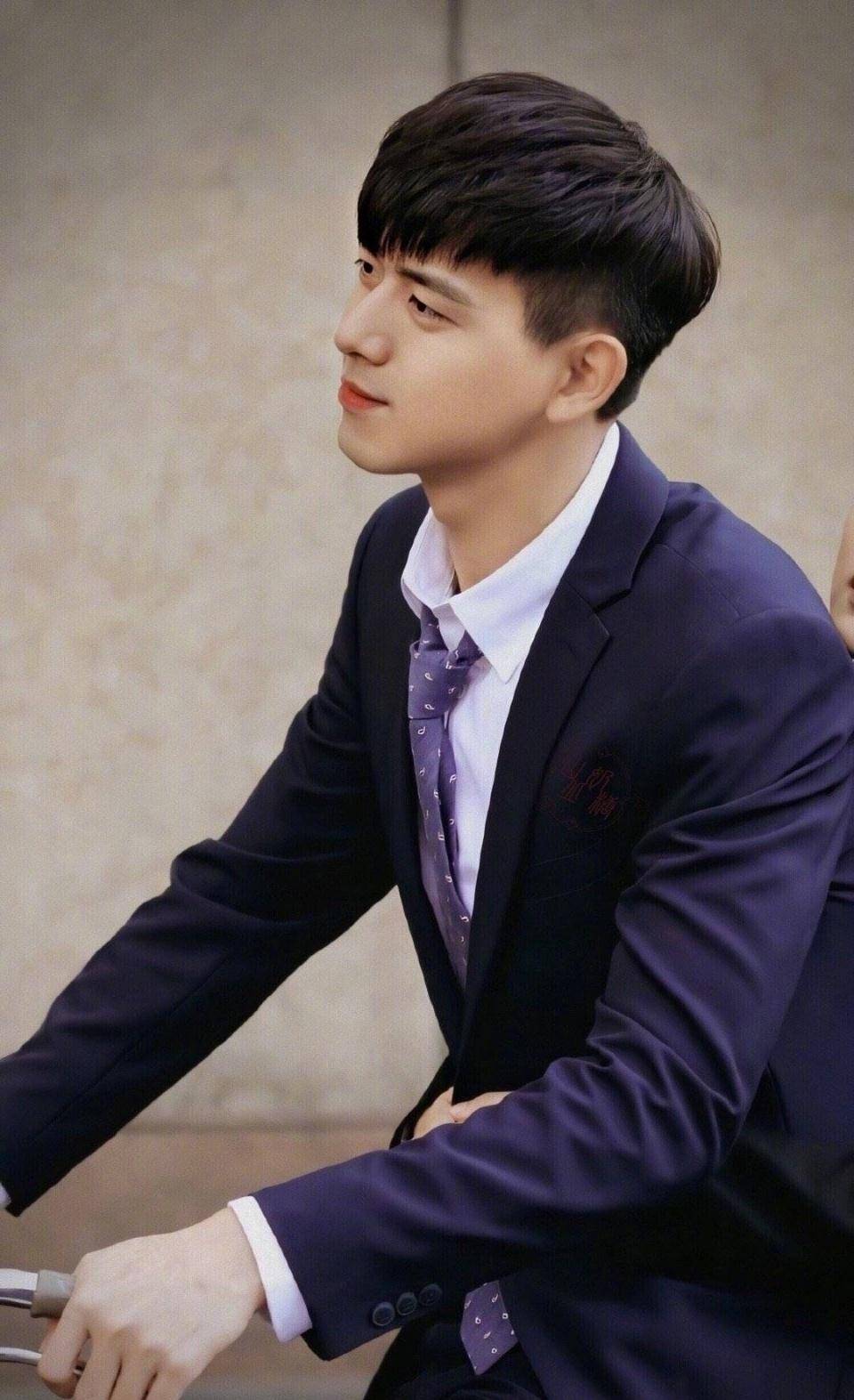 图库 健康 汽车 房产 小说 历史 科技 教育 母婴 时尚 文化 观点 校花