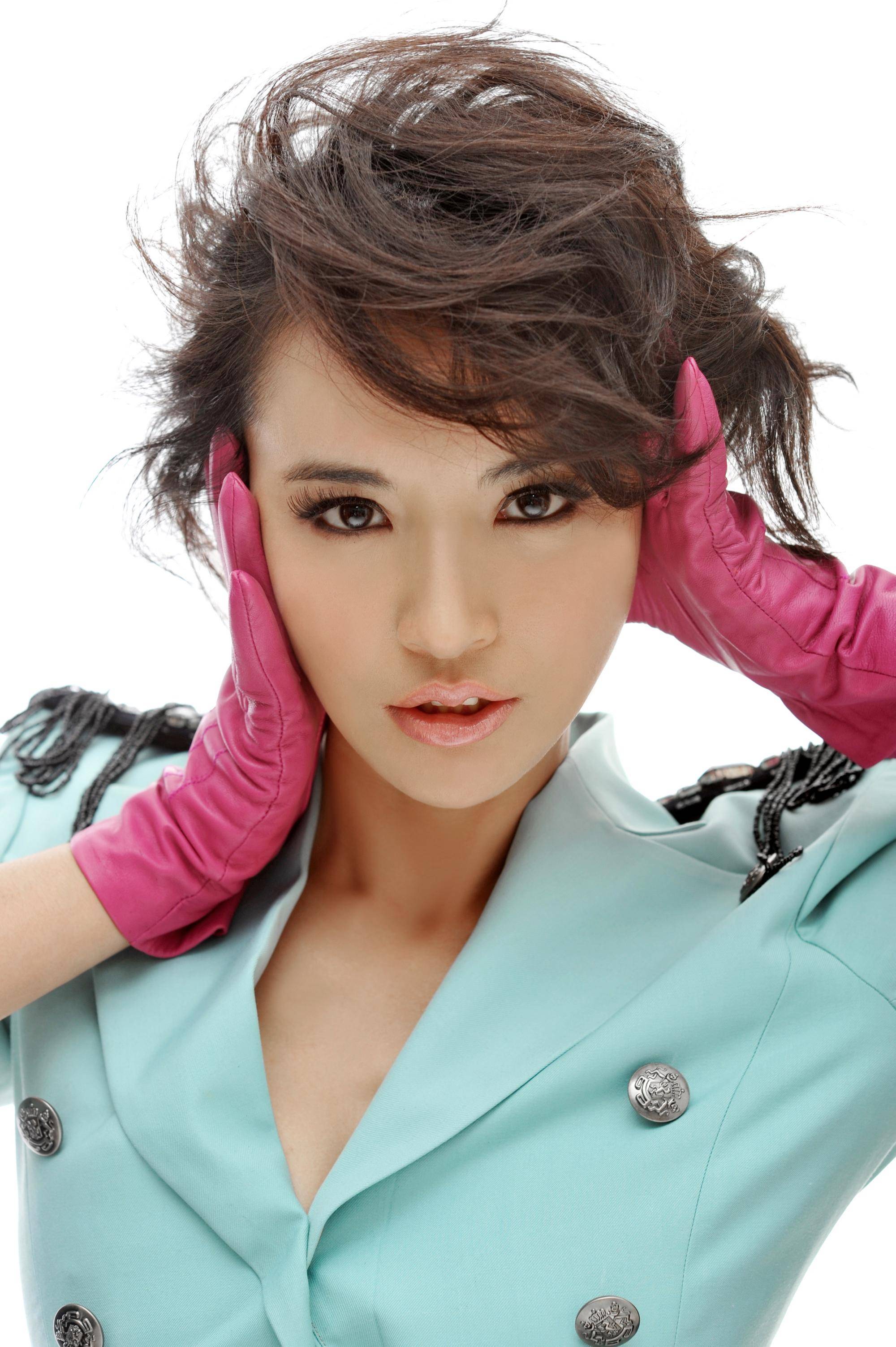 娱乐圈小巫婆莫小棋神预言预测的明星已有3位出事