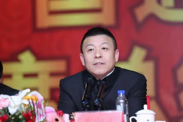 董哥和入狱的桐庐首富朱宝良比债务人你还哀怨颓废什么呢