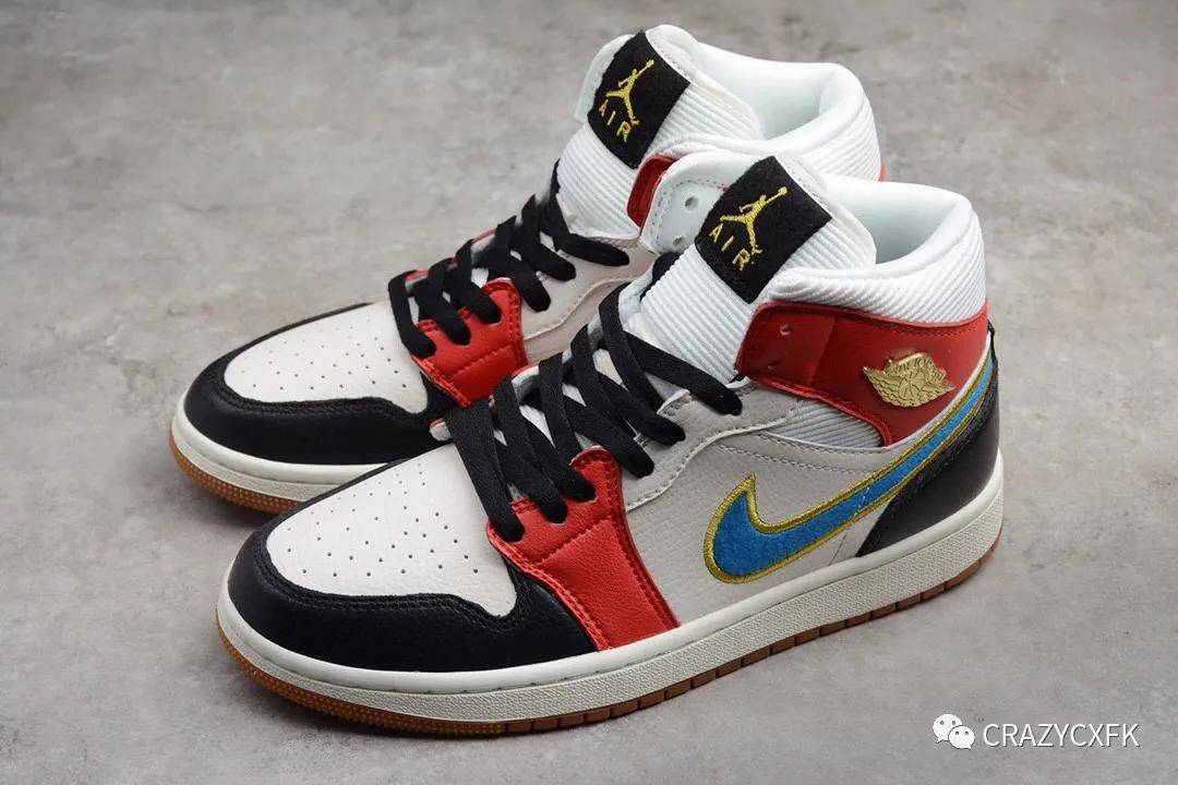乔丹airjordan1mid黑红蓝金属飞翼logo中帮球鞋dc1426100