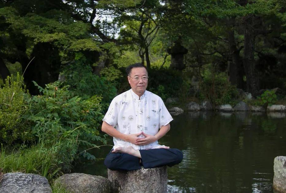 林伟健秋风中我在打坐