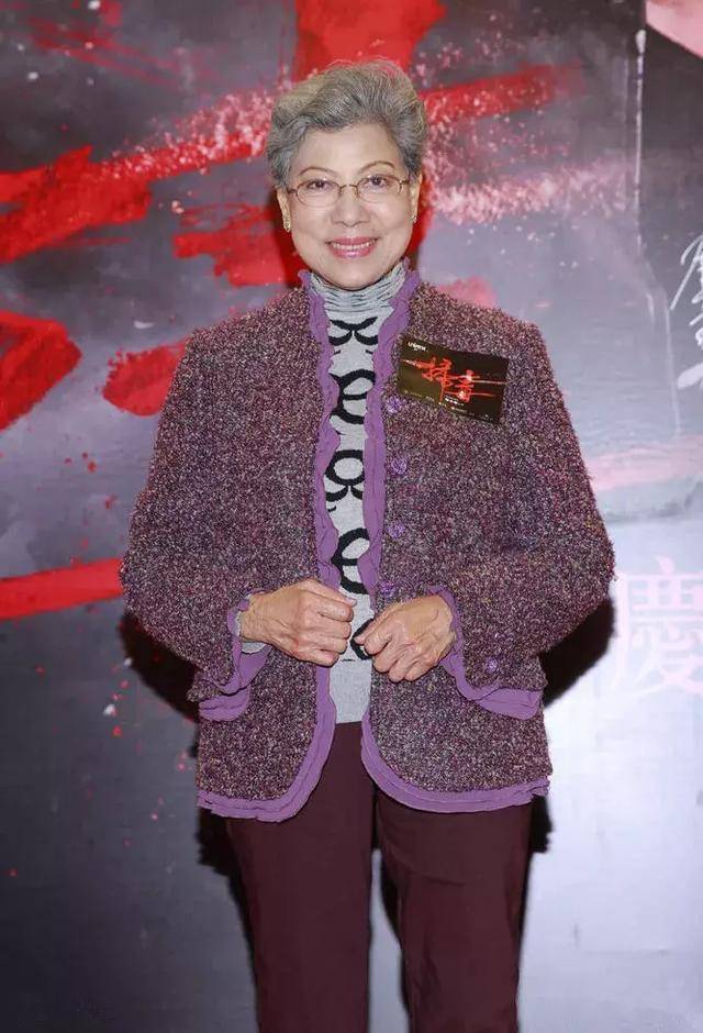 她是童年阴影里的"龙婆",古天乐将其视作母亲,演戏逼真被人骂_罗兰