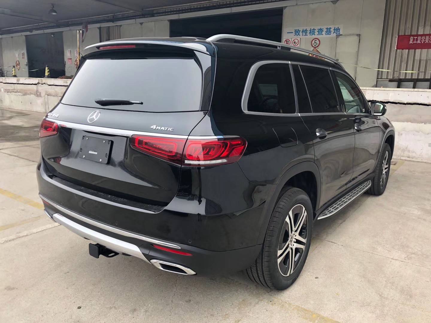 全新奔驰gls450七座都市suv 促降全国现车