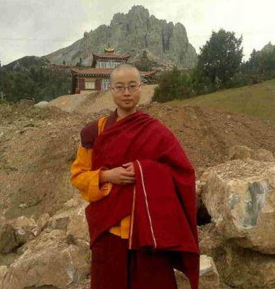 讲座和讨论会上,才真旺姆用自己的真诚和智慧打动着听众,听过她讲学的