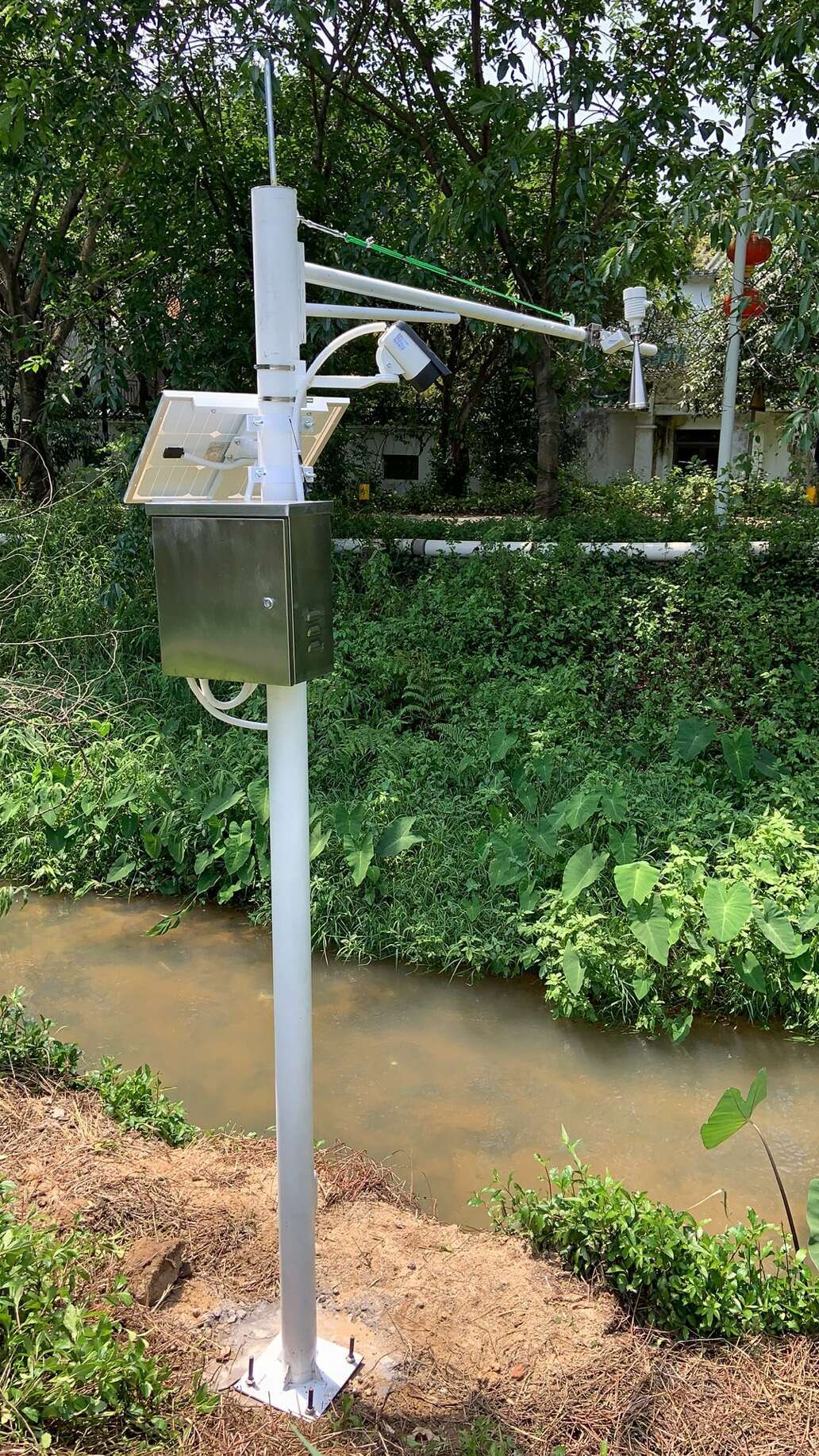 河流生态水流监测应用的雷达流量计