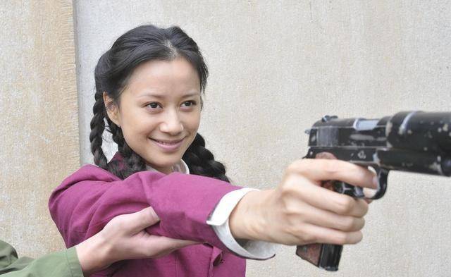 她是婷美内衣模特,她是祝无双,如今年过四十不演反派就没戏可演_手机