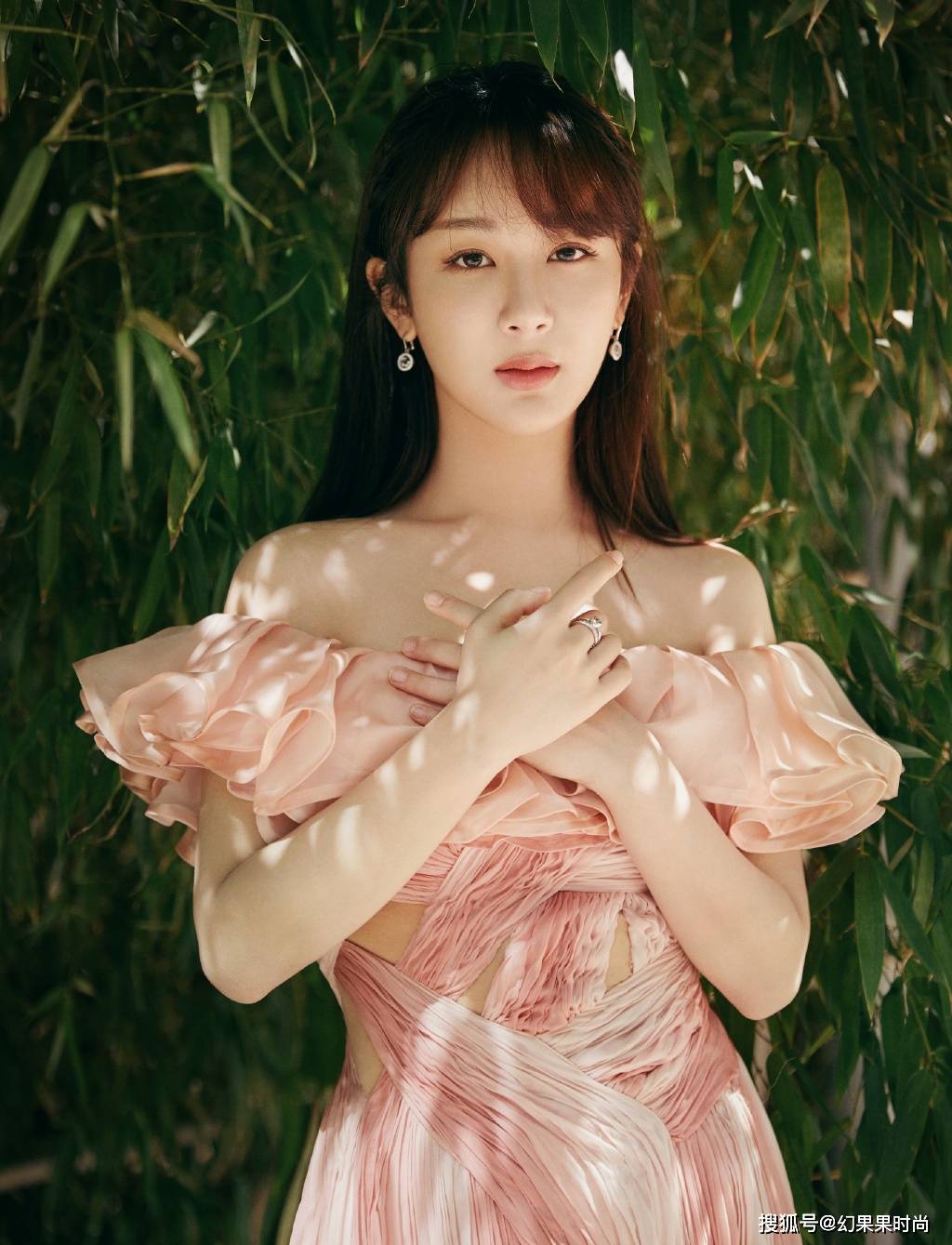 杨紫写真街拍时尚服饰照片集合 杨紫图片集一 搜狐大视野 搜狐新闻