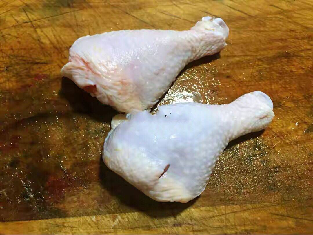 孩子想买炸鸡柳吃,我说回家给你做,10元做了一大盘,卫生又好吃!_鸡腿