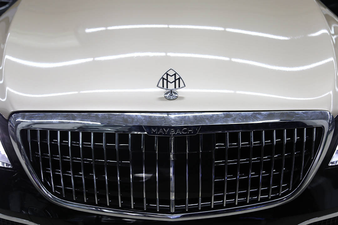 迈巴赫老改新奔驰16款s级迈巴赫升级20款外观