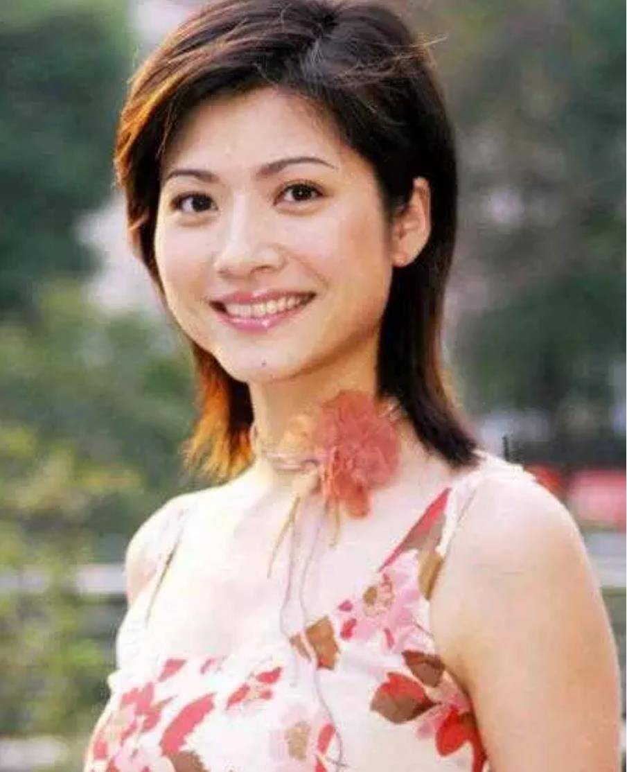 十六岁的花季捧红的演员们他们如今生活怎样