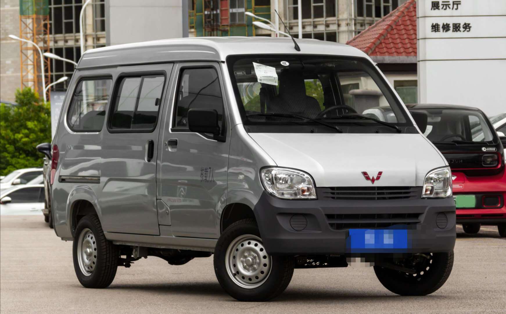 五菱之光一代人的回忆,不只是微面,还承载了国民的光辉岁月