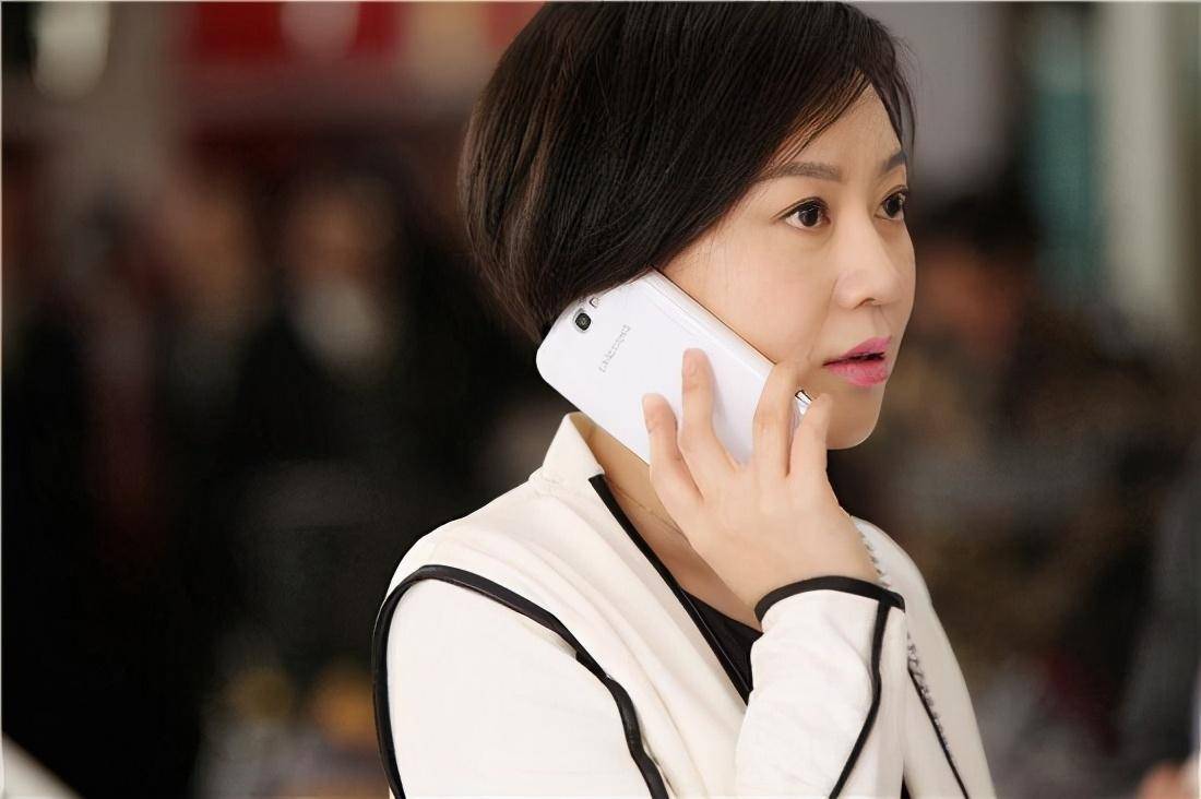 老牛吃嫩草是人之常情女人40岁以后喜欢姐弟恋真实原因很明显