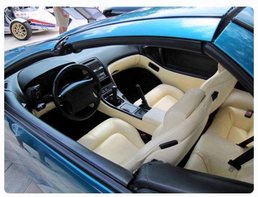 日产鲜为人知的性感跑车fairlady300zx