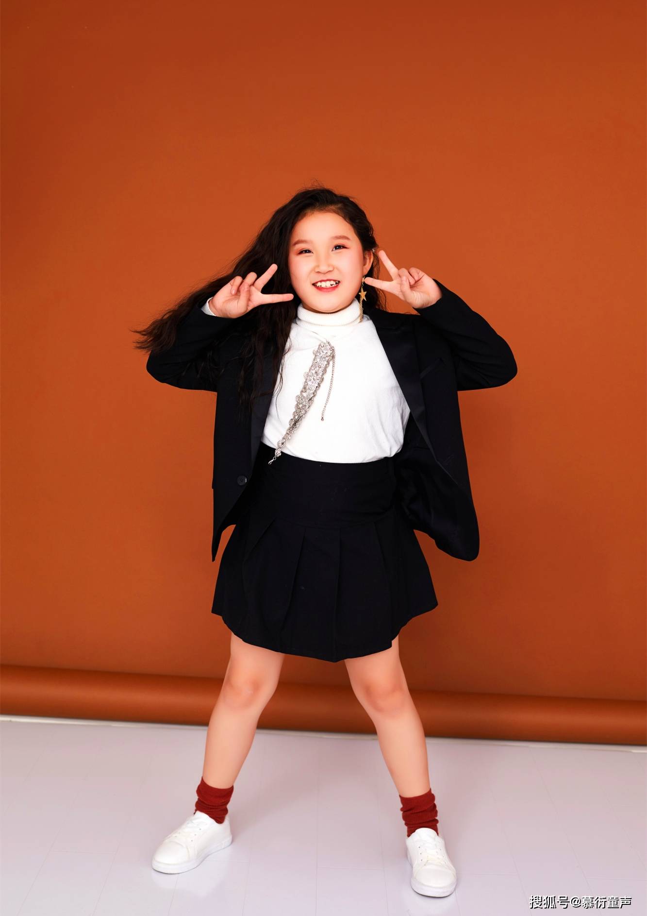 国内一线童星歌手任俞霏即将录制慕衍童声2021年专辑歌曲《梦在中国》