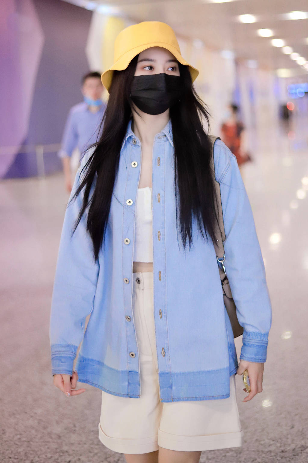 "因祸得福"的徐艺洋,在娱乐圈也算是打响了第一炮.