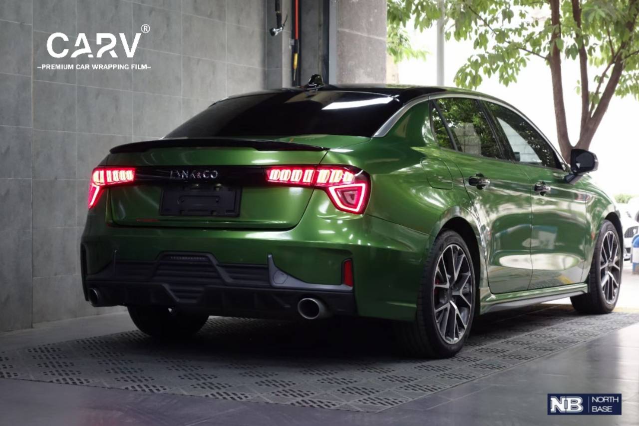 领克03 超亮金属曼巴绿1820