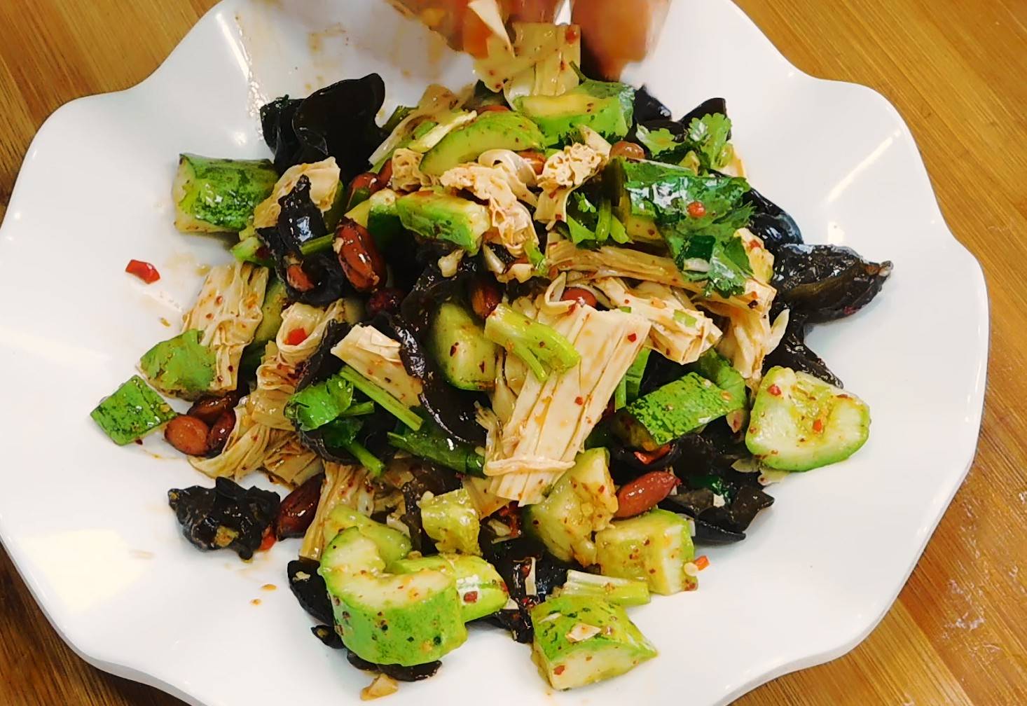 饭店的凉拌菜为什么那么好吃酸辣爽口又开胃这样做你喜欢吗