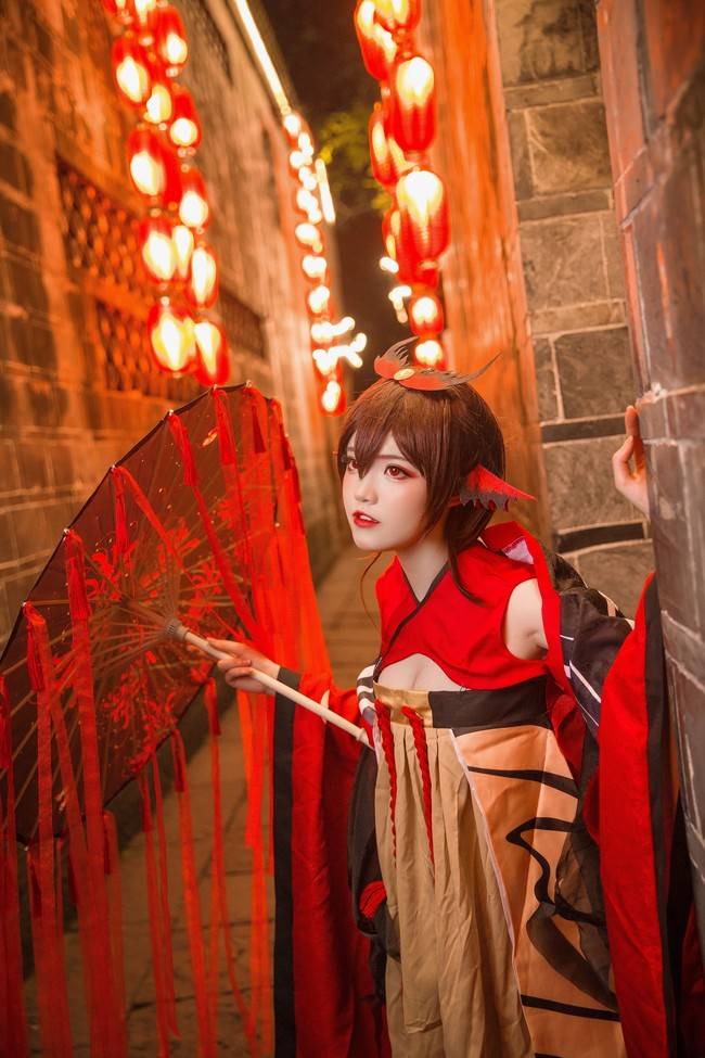 cos:乐正绫-赤鸩,夜景如魅_手机搜狐网