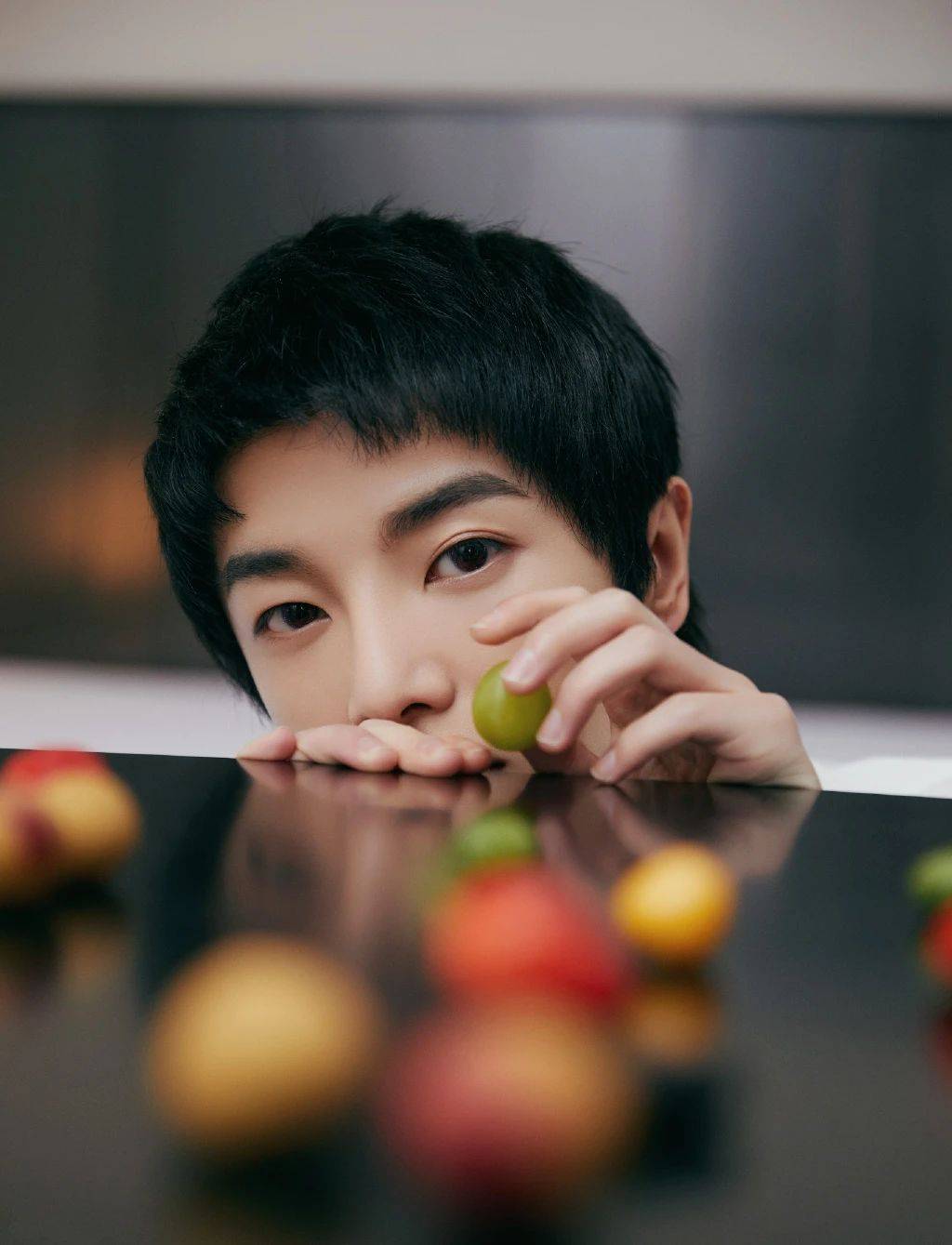 明明华晨宇这么认真,不喜欢这样子夸他可爱,帅,认真