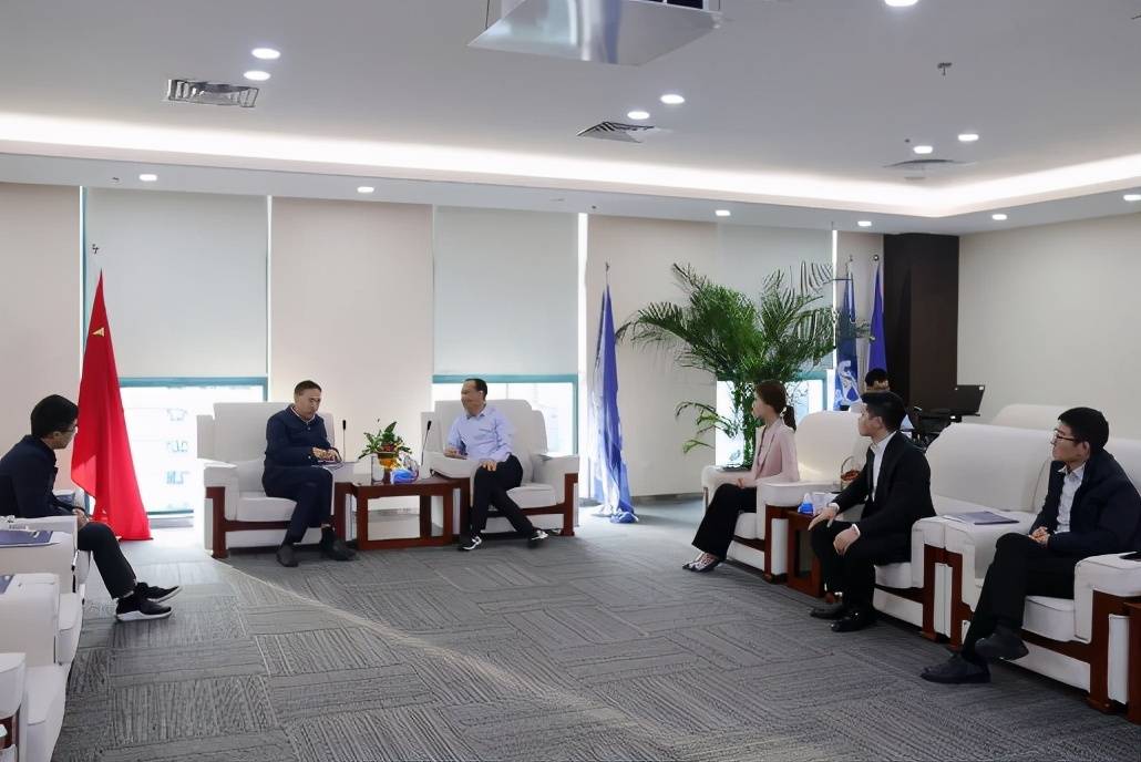 四川省经信厅党组书记,厅长朱家德调研优炫软件