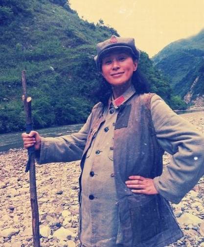 女豪杰战场产子狠心抛雪地其手下走出多名开国将军其名琴秋