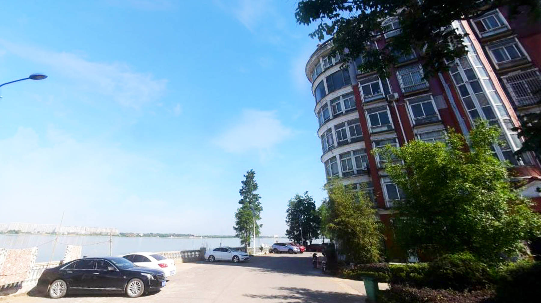 武汉城区小众度假山庄:背靠第一大城中湖,创意建筑让人称赞_汤逊湖