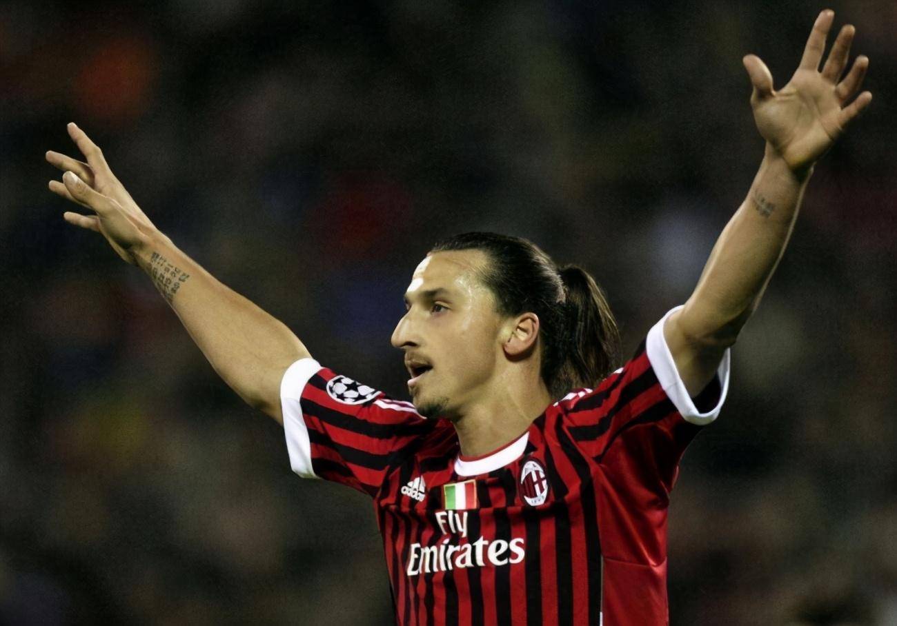 总之伊布能踢出任何倒钩射门