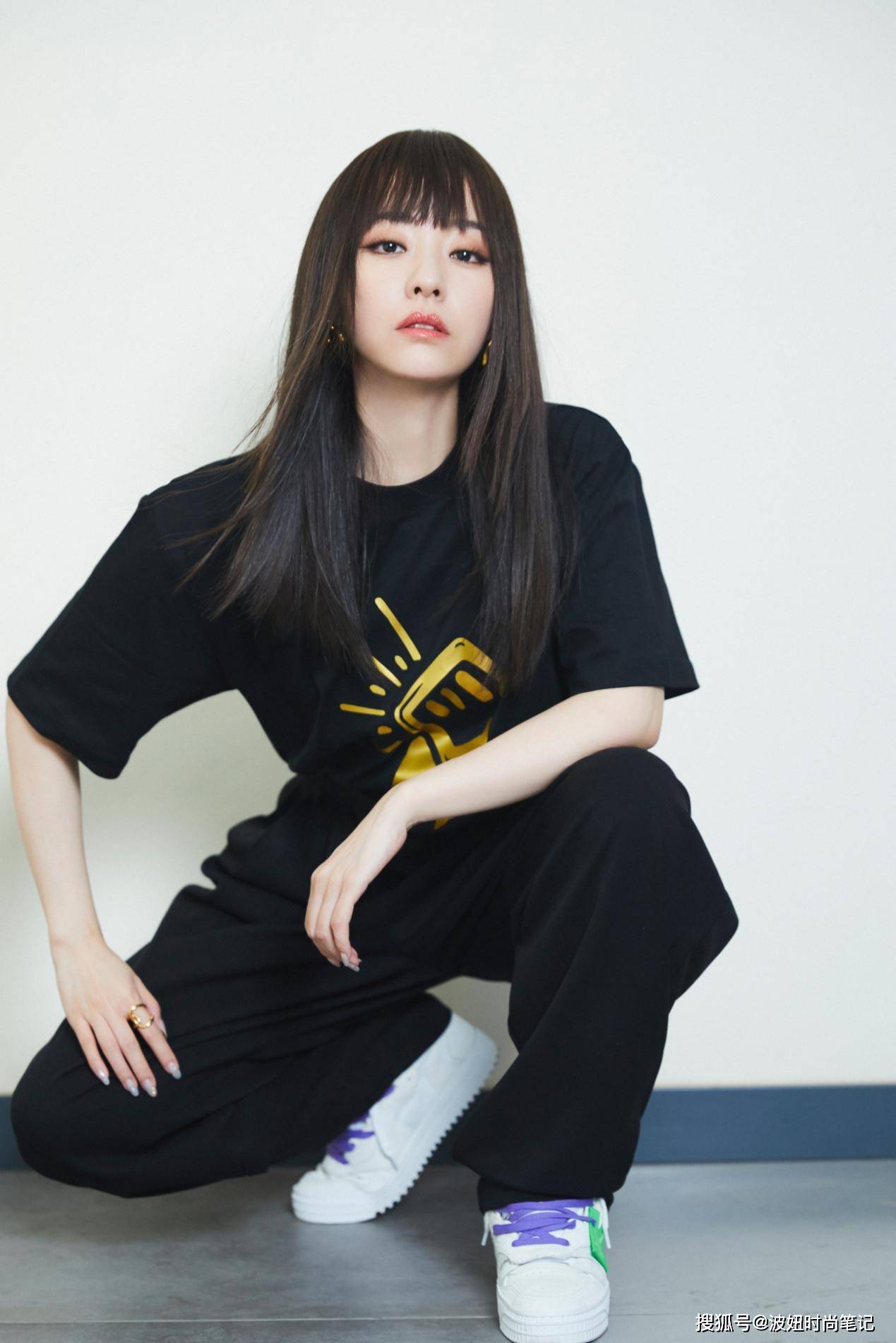 有种"少女感"叫张靓颖留长发,剪齐刘海美成高中生,哪像36岁