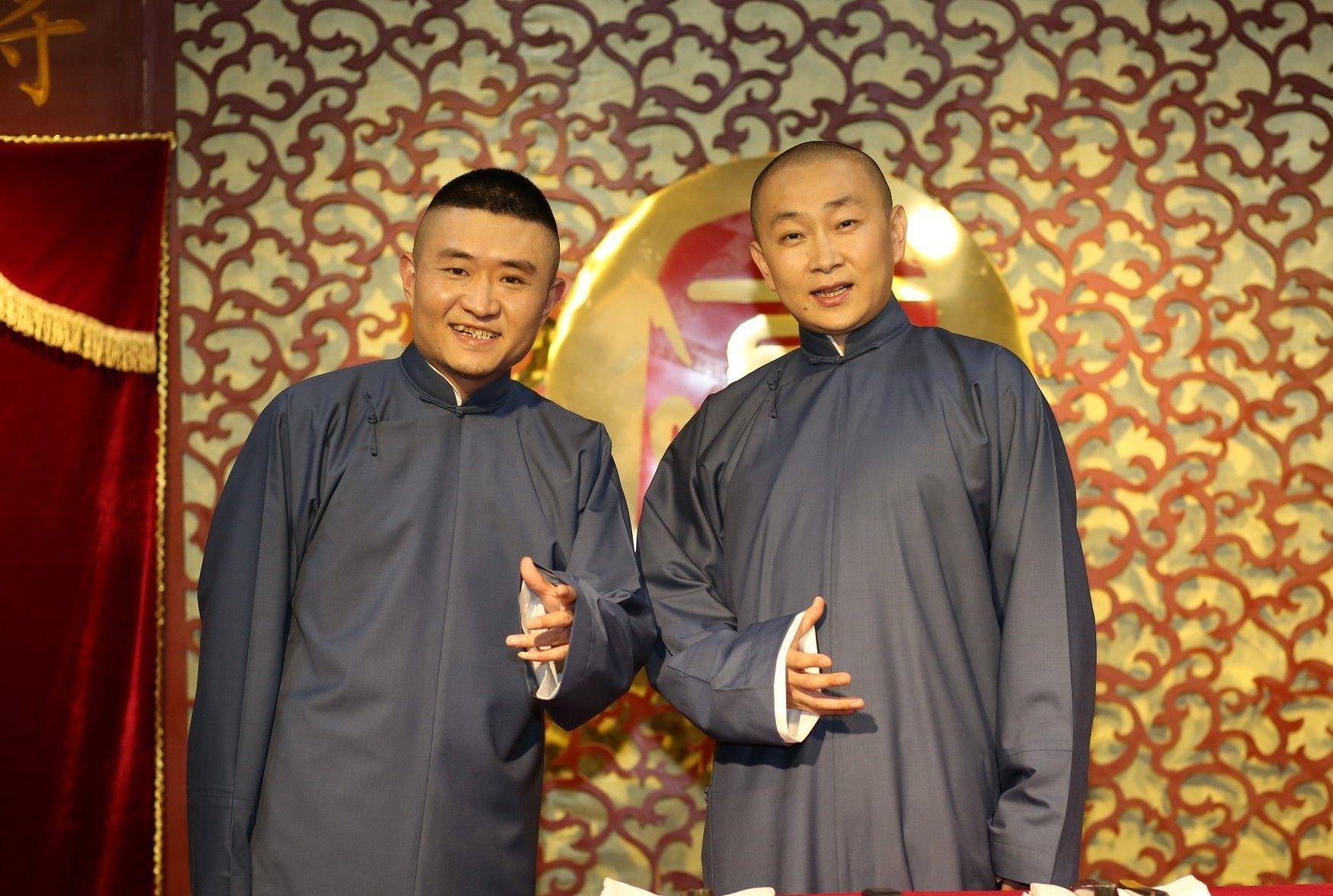 是谁吃了熊心豹子胆,看把苗阜的脸挠成什么样了,没上热搜可惜了