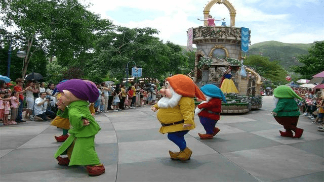 四川"矮人村"走红,成年人身高不足1米,居民却个个都长寿_手机搜狐网