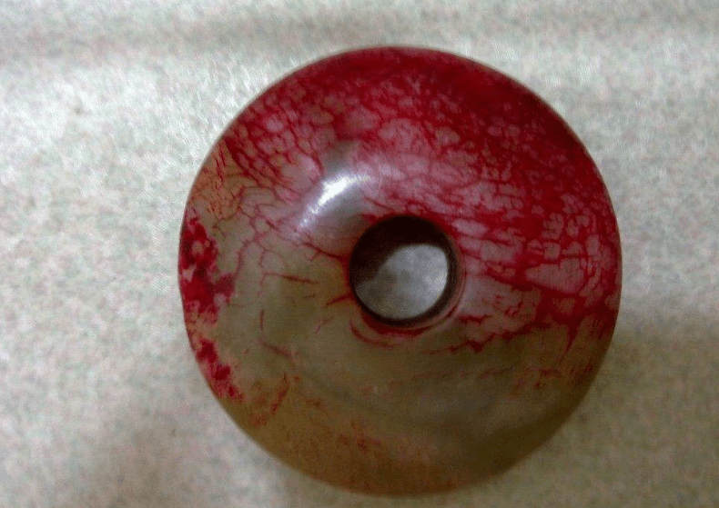 血玉造假有多残忍将玉塞入活羊体内3年后杀羊取玉卖