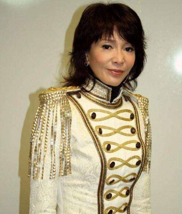 原创63岁影后曾红极一时年轻时感情受挫如今除了赚钱别无他想