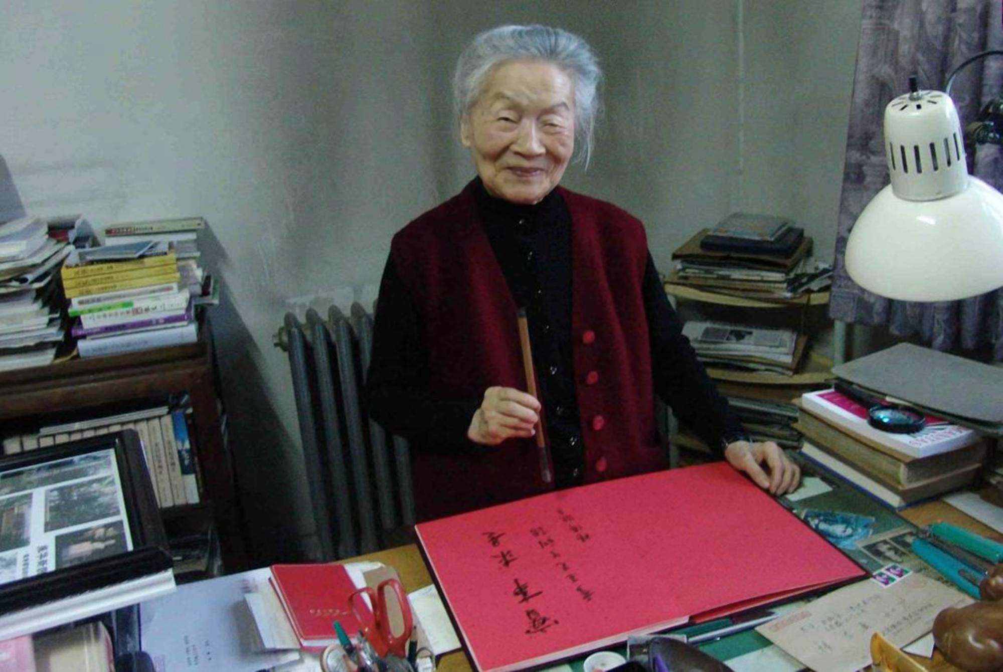 父母给孩子起名"王奈",办出生证时护士打错,宝妈笑道:不改了_傅敏