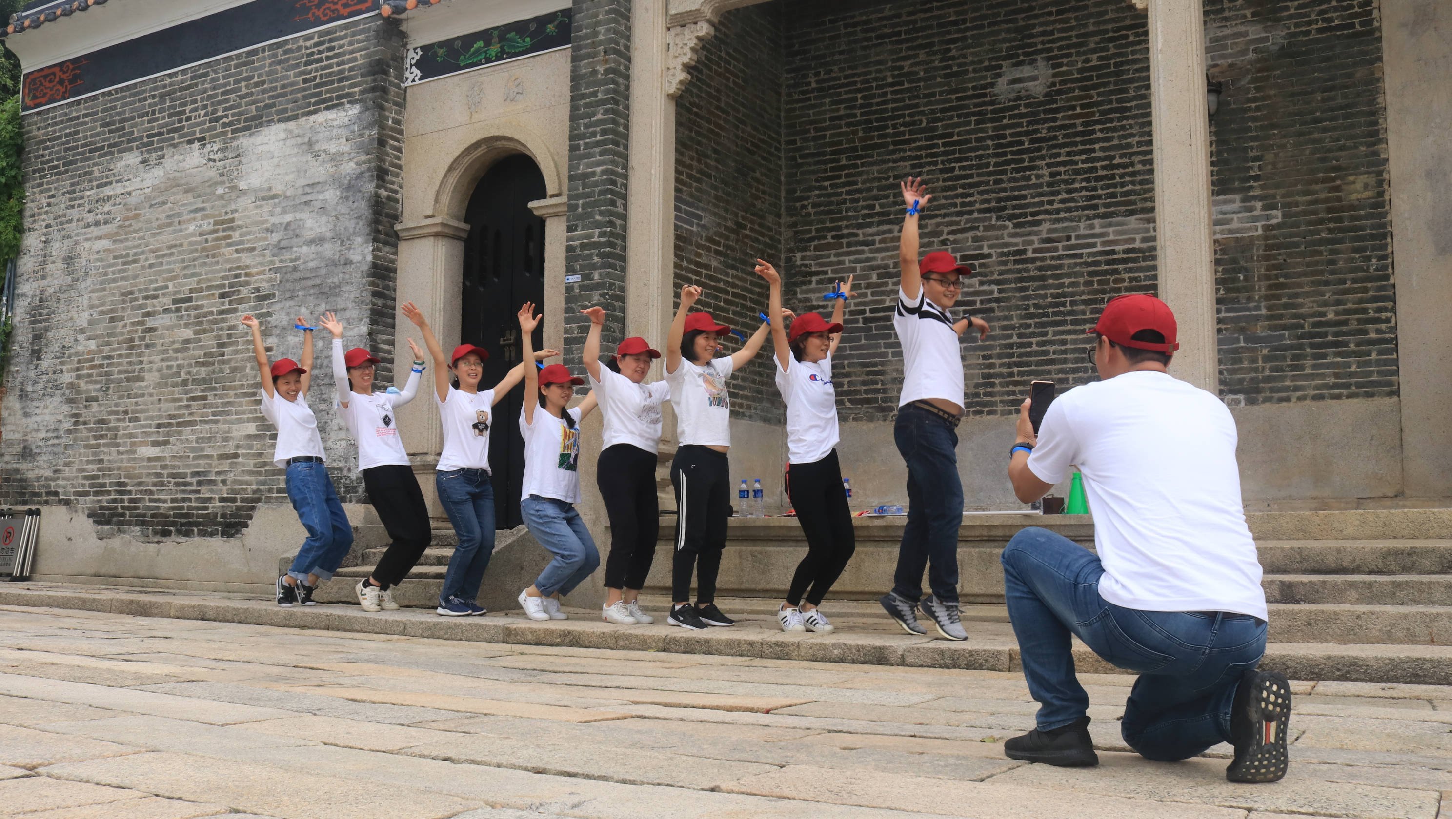 澳门户外团建的极速前进之旅看盛世莲花的美好祝愿