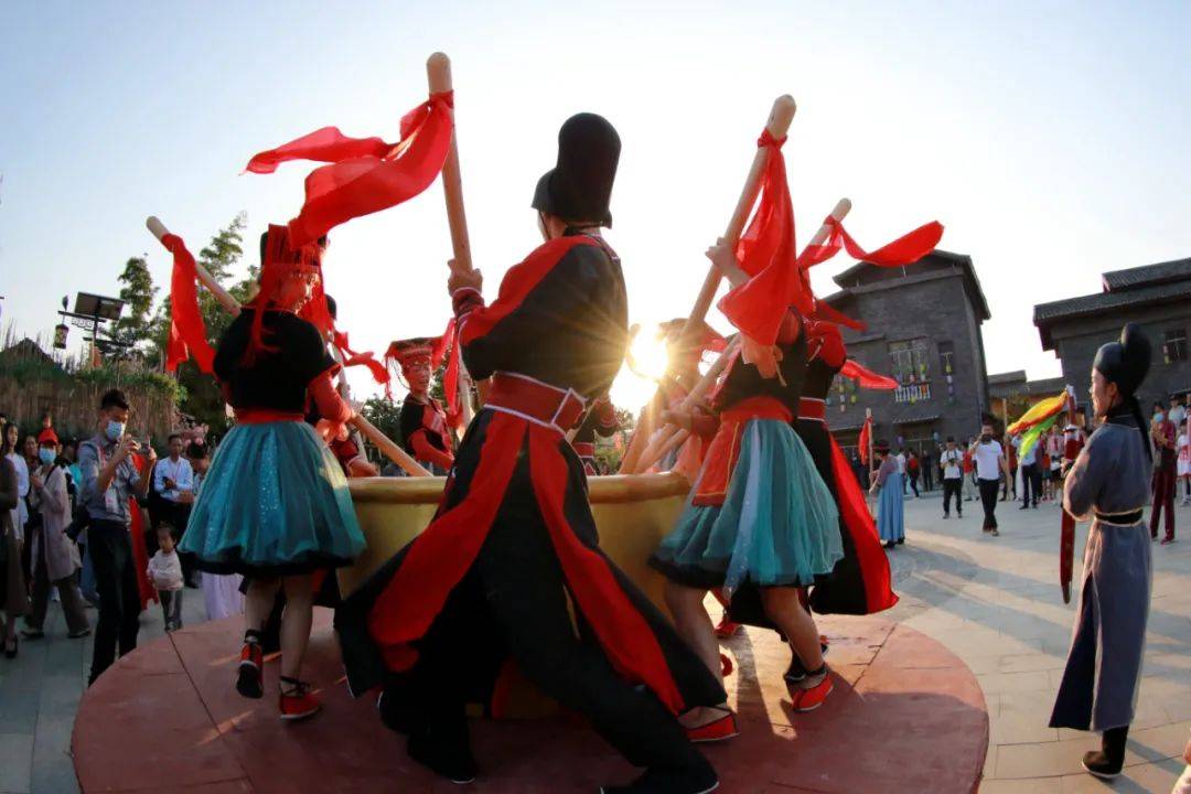 绝美全南声名鹊起融入湾区初显成效第二届桃江旅游文化节成功举办