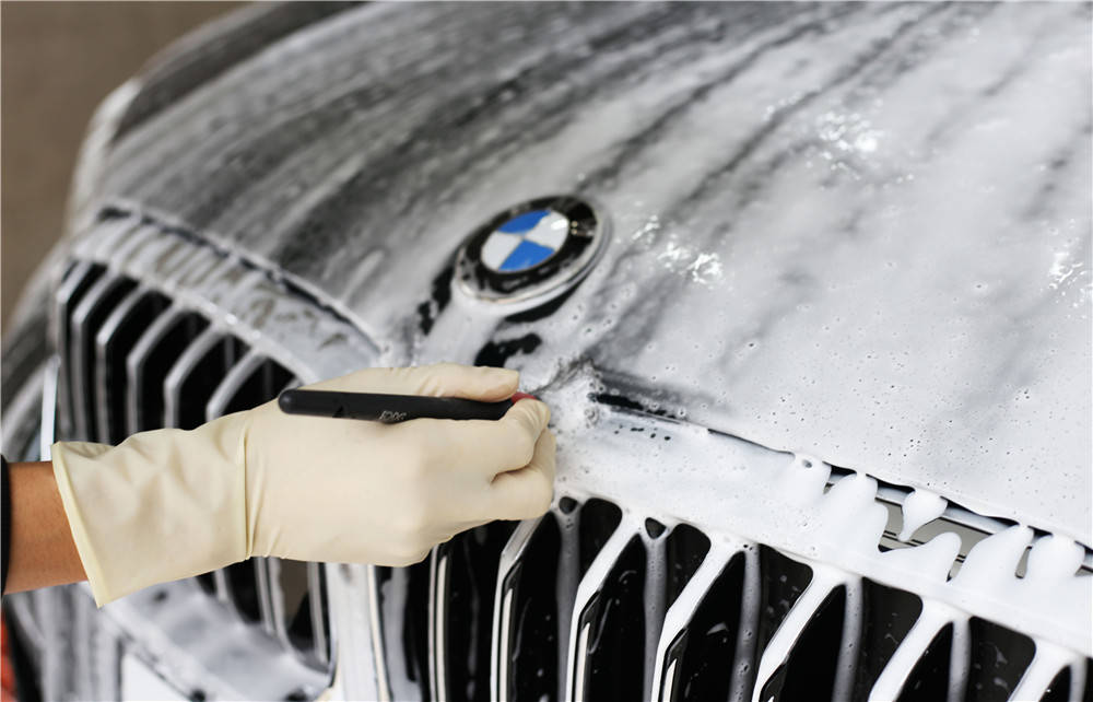 华南区难找第二台,南宁名仕加价牛津绿宝马标轴5系,全车装贴威固隐形